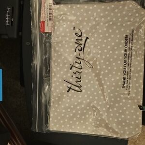 Thirty-One Zipper Pouch Taupe Dancing Dot. NEW